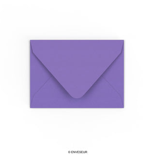 Fialová obálka 82x113 mm (C7)